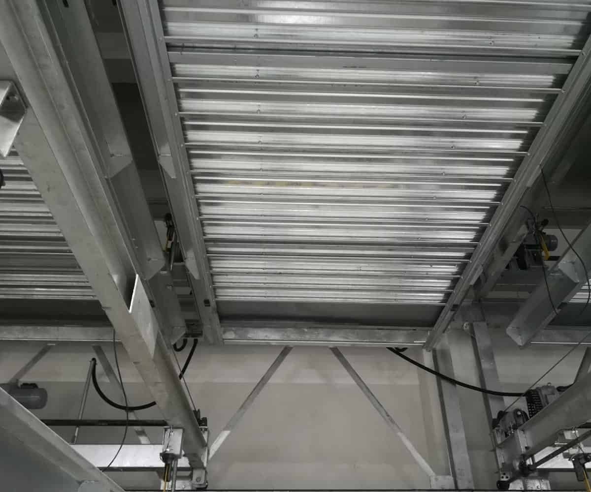 白銀市二層升降橫移式機械式停車庫